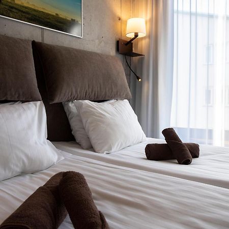 Johan Design & Spa Hotel Kuressaare Bagian luar foto