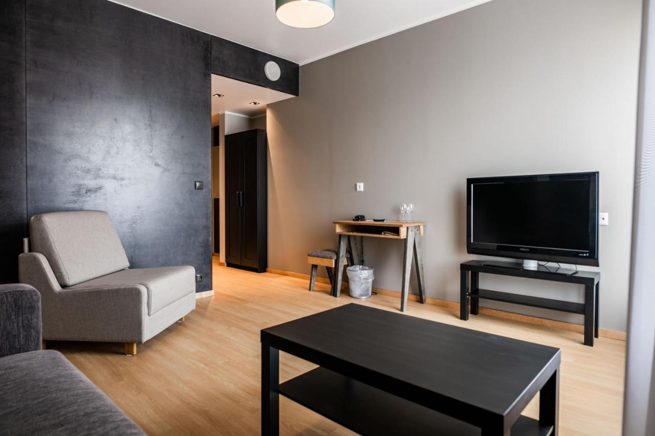 Johan Design & Spa Hotel Kuressaare Bagian luar foto
