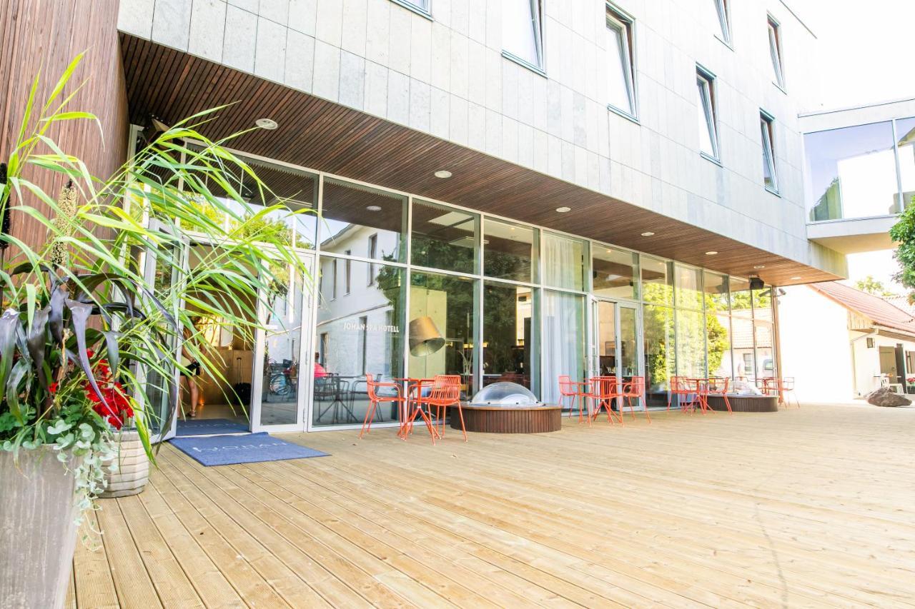 Johan Design & Spa Hotel Kuressaare Bagian luar foto