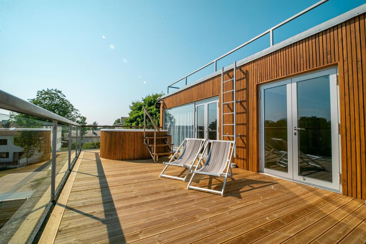 Johan Design & Spa Hotel Kuressaare Bagian luar foto