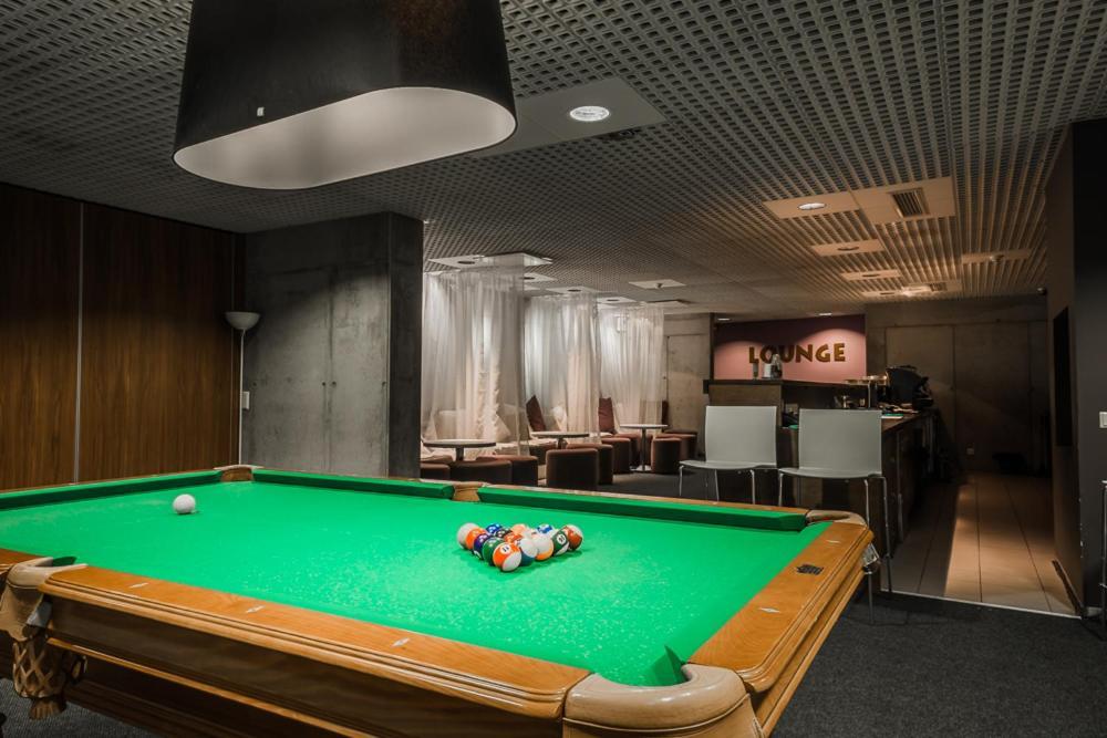 Johan Design & Spa Hotel Kuressaare Bagian luar foto